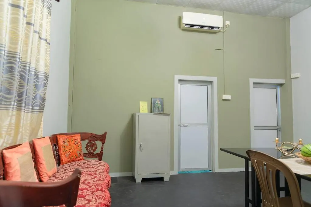 Bliss Loft - Fully Furnished Villa At Kurana, Katunaya Cmb With Tranfer Negombo