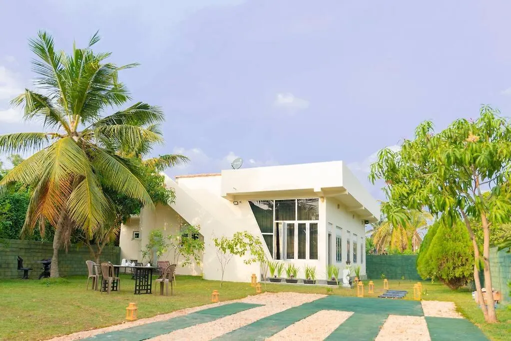 Bliss Loft - Fully Furnished Villa At Kurana, Katunaya Cmb With Tranfer Negombo 0*,